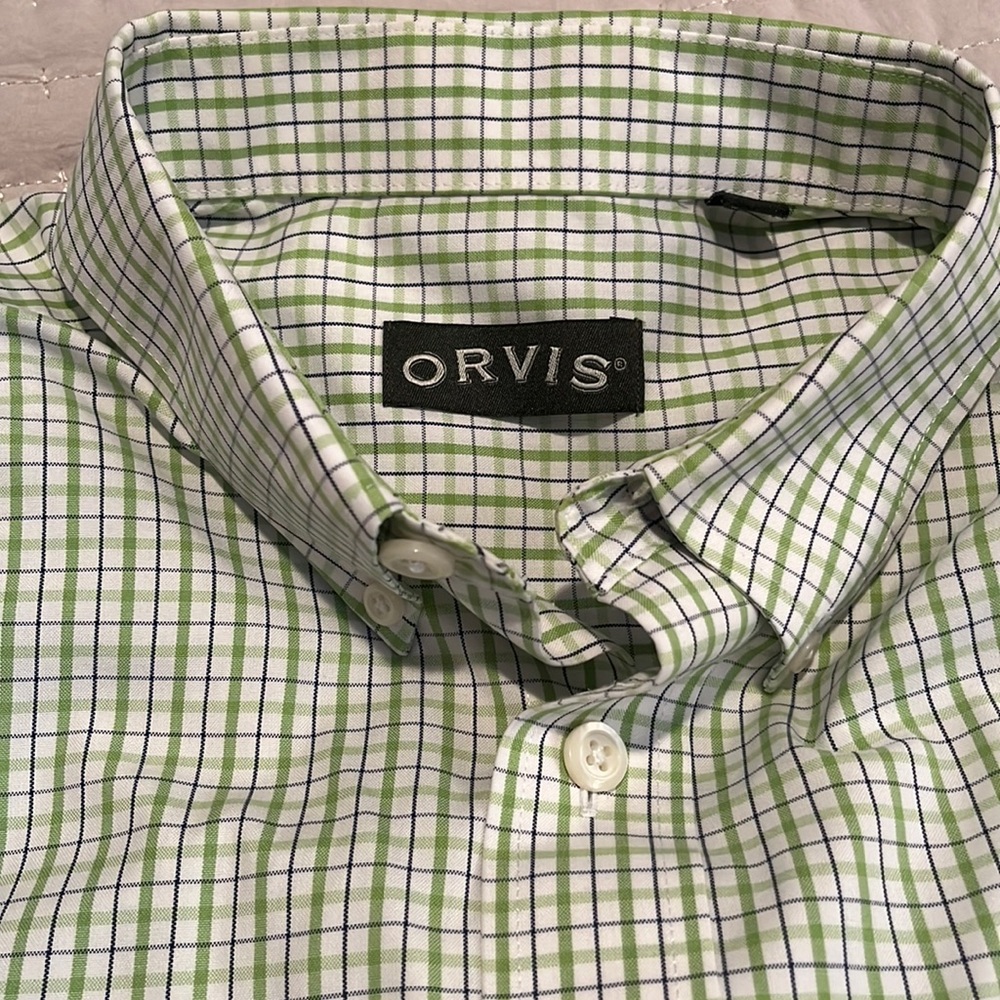 Men’s ORVIS short sleeve wrinkle free green plaid button up